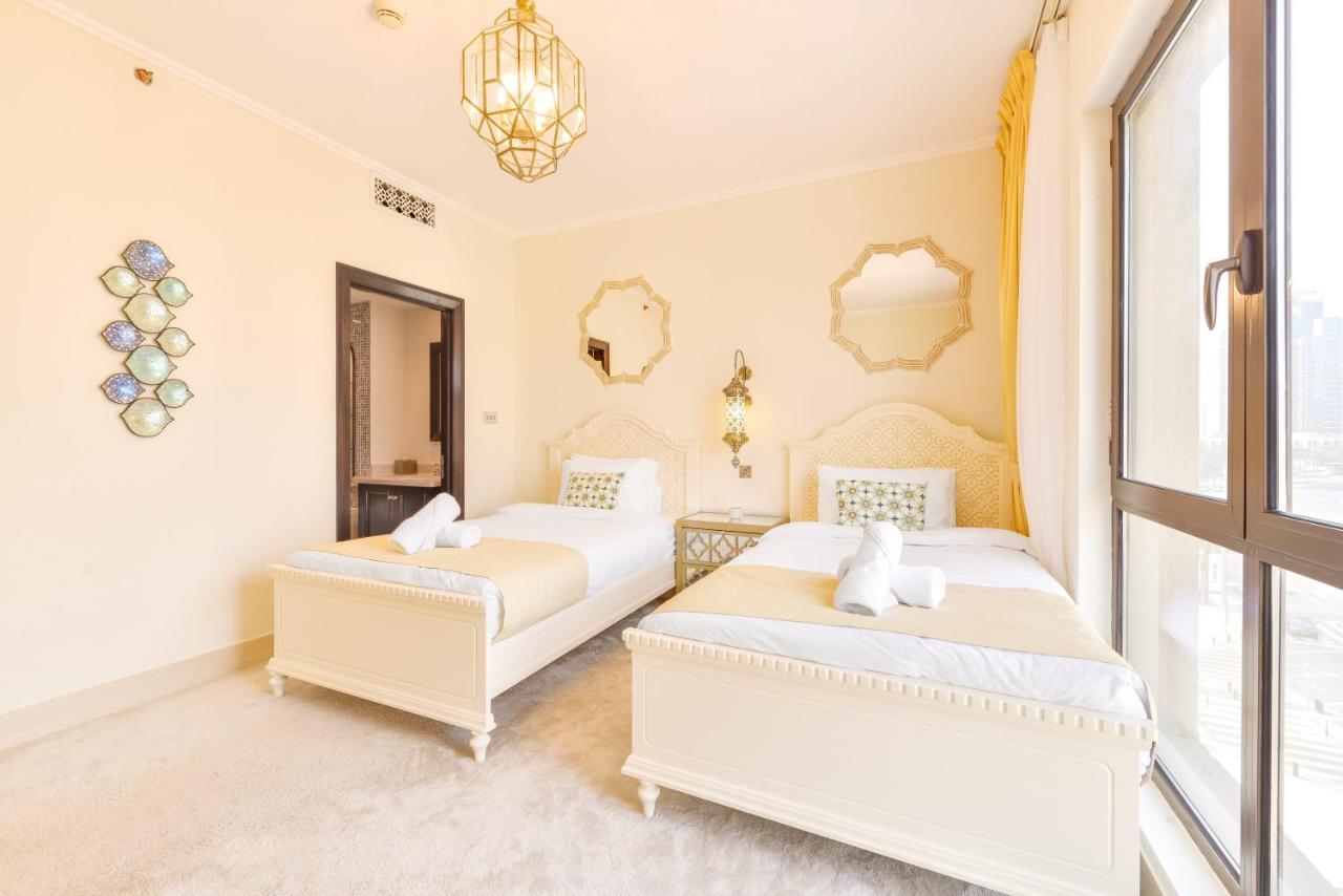 Ultra Luxury Downtown - Full Burj Khalifa View - 5 Min Walk To Dubai Mall! Eksteriør bilde